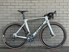 RODAS SUÍÇAS FACTOR ONE 54CM QUADRO MÉDIO ULTEGRA DI2 DISCO CARBONO DT comprar usado  Enviando para Brazil
