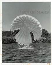 1974 stampa parasailing usato  Spedire a Italy