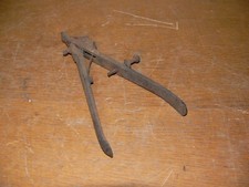 Ancienne vintage pince d'occasion  Lagnieu