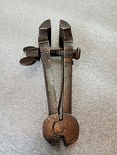 Antica morsa portatile usato  San Sebastiano Curone