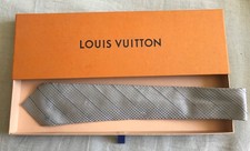 Cravate petit damier d'occasion Cravate petit damier d'occasion  Marseille I