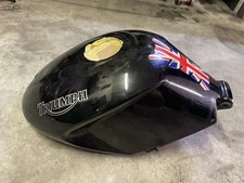 Serbatoio speed triple usato Serbatoio speed triple usato  Paese