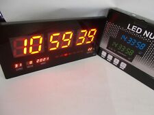 Orologio digitale parete usato  Casandrino