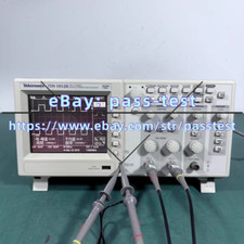 1PCS osciloscópio Tektronix TDS1012B, taxa de amostragem de canal duplo 100MHz 1G#LL comprar usado  Enviando para Brazil
