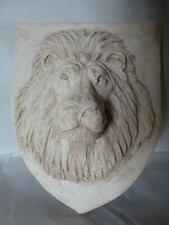Blason tête lion d'occasion  Mouy