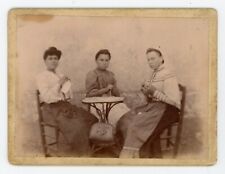 Photo brodeuses broderie d'occasion  Avignon