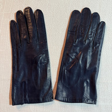 Paire gants perrin d'occasion Paire gants perrin d'occasion  Briare
