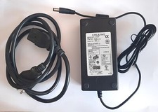 Alimentatore volt 5 usato  Roseto Degli Abruzzi