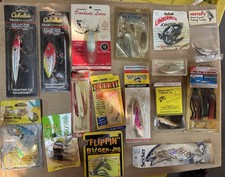 Lot fishing lures for sale  Freeland