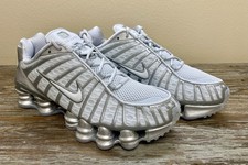 Buty do biegania Nike Shox TL chromowane srebrne AR3566-003 damskie rozmiar 9.5 / męskie 8 na sprzedaż  Wysyłka do Poland
