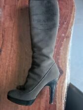 Prada stivale loggato usato  Vilminore di Scalve