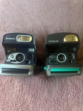 Pacote com 2 câmeras instantâneas Polaroid série P600 e 600 retrô vintage - não testada comprar usado  Enviando para Brazil