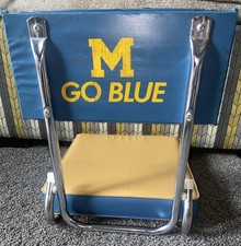 Cadeira de assento de estádio acolchoada vintage University Of Michigan U Of M Bleacher, usado comprar usado  Enviando para Brazil