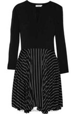 Robe plissée sandro d'occasion  Levallois-Perret