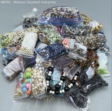 making jewelry materials for sale making jewelry materials for sale Saint Louis