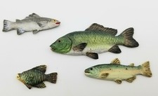 Usado, LOTE MINIATURA CASA DE BONECAS 4 TROFÉUS DE PEIXE OU PARA COMIDA NO BALCÃO DA COZINHA comprar usado  Enviando para Brazil