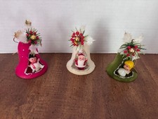 Lot vintage flocked for sale  Delaware