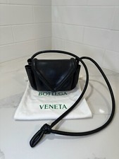 Bico Bottega Veneta tiracolo couro preto com autenticação entrupy comprar usado  Enviando para Brazil