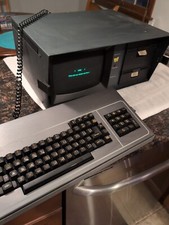 Computadora personal de escritorio portátil modelo KEYPRO 4 enciende, se enciende la pantalla segunda mano  Embacar hacia Mexico