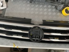 Tiguan 5nn griglia usato  Taurianova