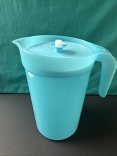 Tupperware pitcher 1gal d'occasion  Expédié en Belgium