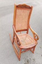 Rocking chair noyer d'occasion  Sarlat-la-Canéda