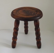 Ancien tabouret rustique d'occasion  Plœuc-sur-Lié