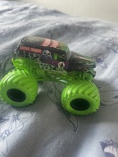 Green wheeled grave for sale  ST. NEOTS
