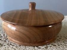 Tigela de madeira cerejeira virada com tampa feita à mão e polida artesão local de Iowa comprar usado  Enviando para Brazil