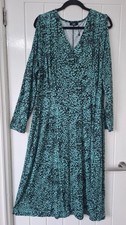 Ladies wallis green for sale  LIVERPOOL