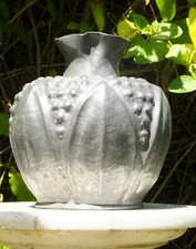 Grand vase etain d'occasion  Montlouis-sur-Loire