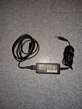 Chargeur alimentation toshiba d'occasion  Paris XVIII