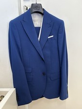 Abito uomo blu usato  Bisceglie