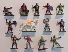 Figurines soldats moyen d'occasion Figurines soldats moyen d'occasion  Lanvollon