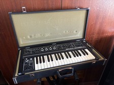 Synthétiseur analogique vinta d'occasion  Expédié en France