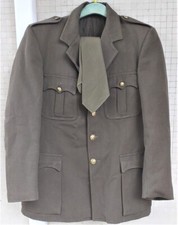 Giacca pantaloni cravatta usato  Milano