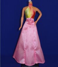 Barbie robe longue d'occasion  Chelles