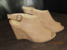 SAPATO PLATAFORMA FEMININO DbDk Fashions-Anabella-Tan bege anabela ~4" salto ~tamanho 6 comprar usado  Enviando para Brazil