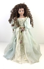 Pretty porcelain doll d'occasion  Expédié en Belgium