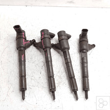 93190435 iniettore diesel usato  Italia