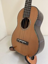 Ukulele tenor Romero Creations réplica assinatura cedro e jacarandá RT-CRW-21016 comprar usado  Enviando para Brazil
