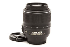 Lente Nikon AF-S DX NIKKOR 18-55mm f3.5-5.6 G VR #47840 comprar usado  Enviando para Brazil