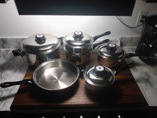 Vtg. classic kettles for sale  Columbus