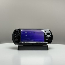 SONY - PSP 3004 GRAN TURISMO EDITION - 32GB + GAMES PACK, używany na sprzedaż  Wysyłka do Poland