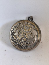 Ancien pendentif boîte d'occasion  Chambéry