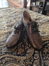 oxford feminino comprar usado oxford feminino comprar usado Enviando para Brazil