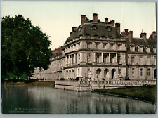 Fountain bleau. palace. d'occasion  Expédié en Belgium