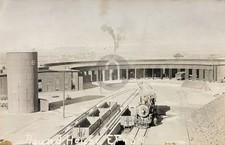 Cartão postal fotográfico Tucson AZ El Paso & Southwestern Railroad Roundhouse RPPC CÓPIA comprar usado  Enviando para Brazil