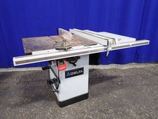Delta 714 table for sale  Euclid