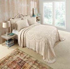 Kingston tufted chenille d'occasion  Expédié en Belgium